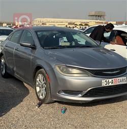 Chrysler 200